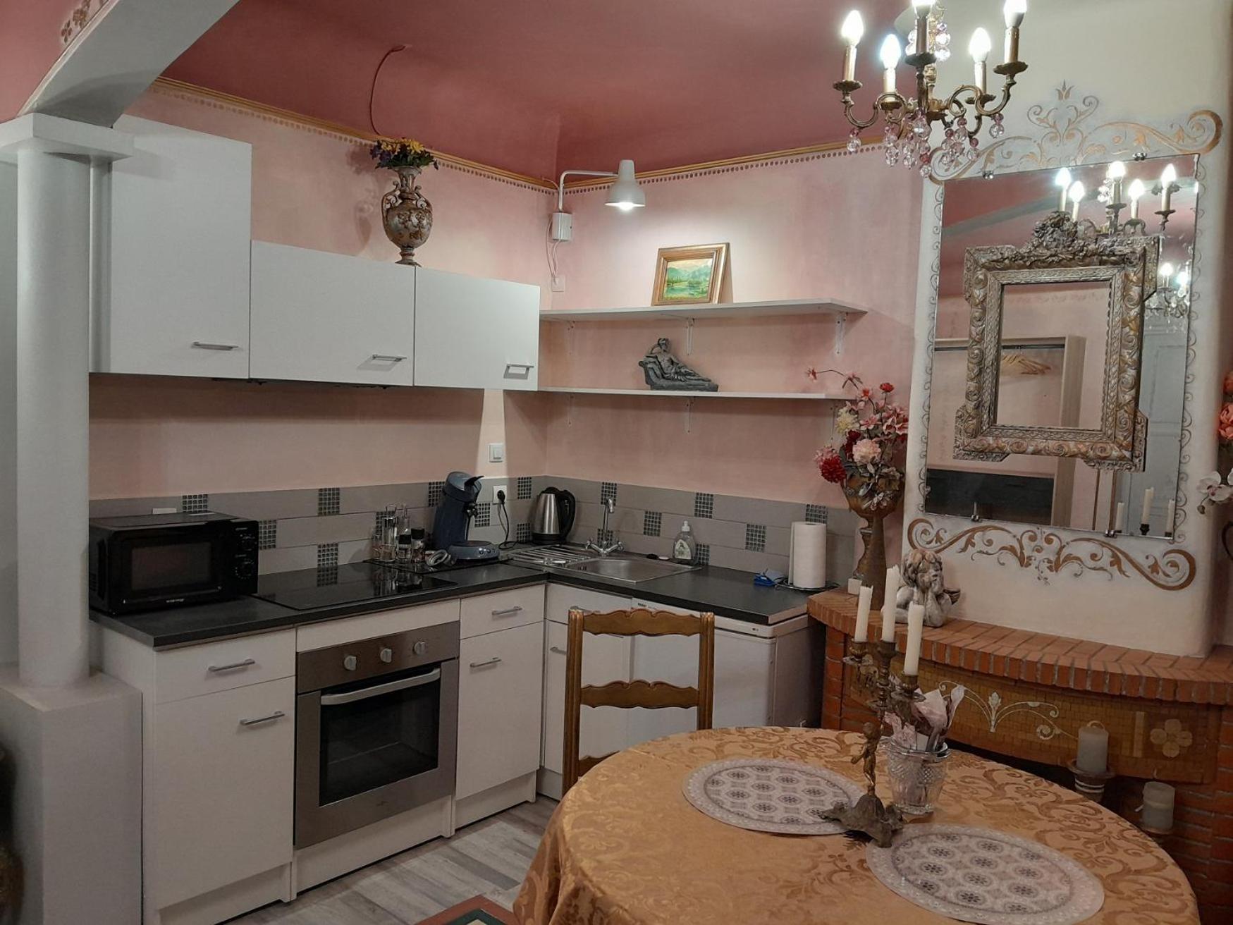 Studio Magenta Vinca المظهر الخارجي الصورة